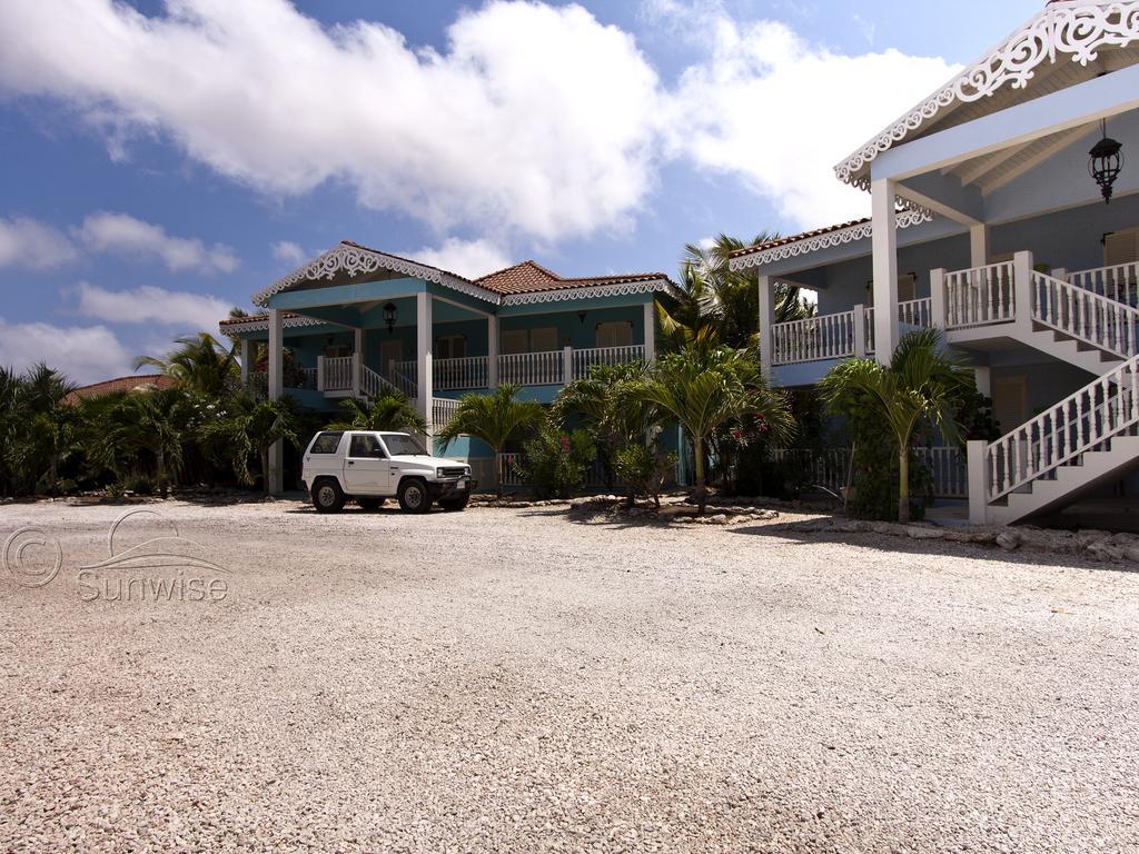 Ocean Blue Bonaire Apartment คราเลนไดค์ ภายนอก รูปภาพ